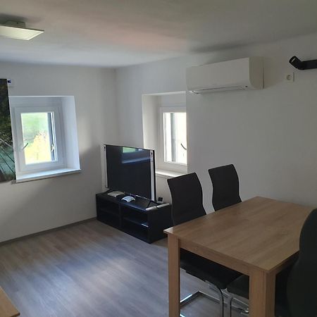 Apartment Ledince Мост-на-Сочі Екстер'єр фото